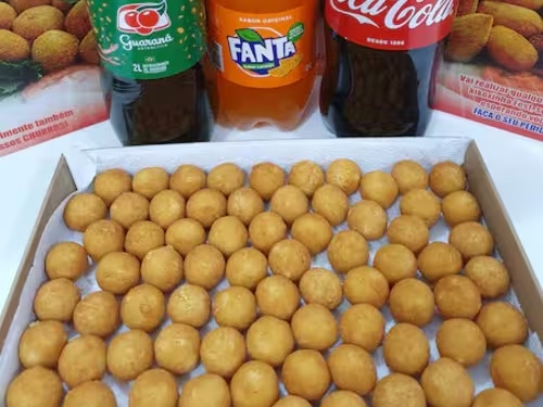 Kikoxinha Fest Bolinha de Queijo 100un + refri 2 litros